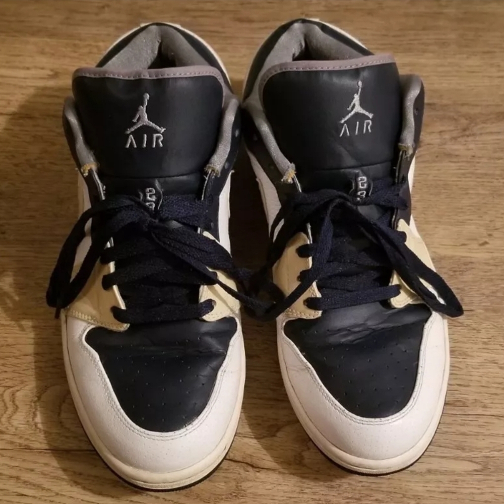 Air Jordan 1  Phat Low “Georgetown Hoyas” Shoes for Men, Size US 11